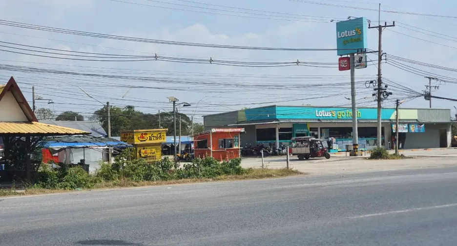 出售 3 卧室 联排别墅 在 Chaloem Phra Kiat, Saraburi