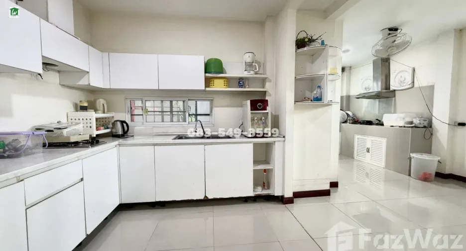 For sale 3 bedrooms house in Khlong Luang, Pathum Thani