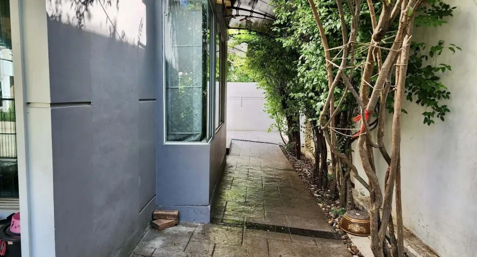 For sale 3 bedrooms house in Thanyaburi, Pathum Thani
