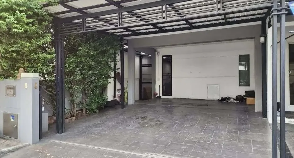 For sale 3 bedrooms house in Thanyaburi, Pathum Thani