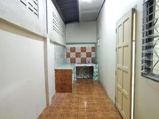For sale 2 bedrooms townhouse in Si Maha Phot, Prachin Buri