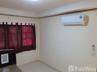 For sale 2 bedrooms townhouse in Si Maha Phot, Prachin Buri