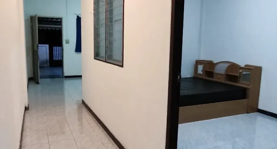 For sale 1 bed townhouse in Si Maha Phot, Prachin Buri