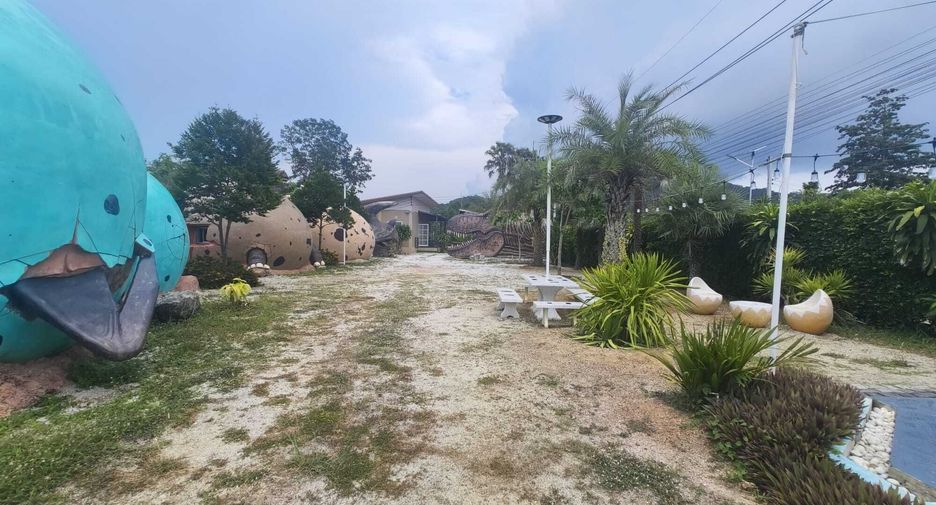 Hotel en venta de 4 habitaciones en Sattahip, Chonburi