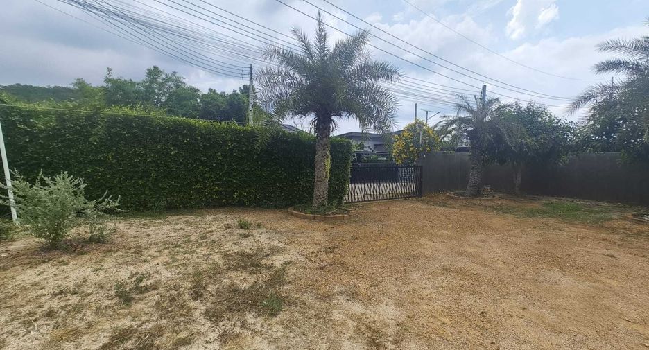 Hotel en venta de 4 habitaciones en Sattahip, Chonburi