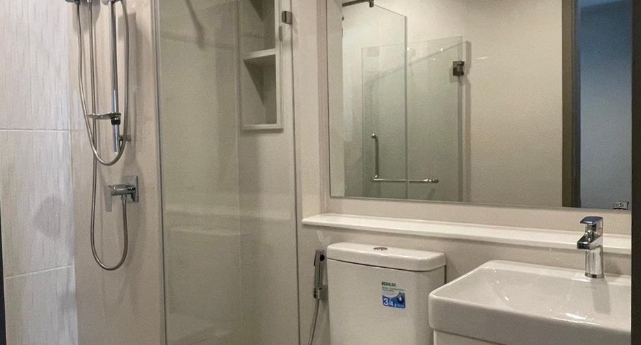 For rent studio condo in Huai Khwang, Bangkok