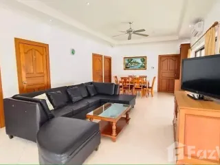 À louer 3 chambres maison à Bang Lamung, Chonburi