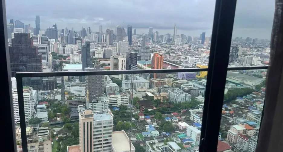 Condo en venta y en alquiler de 2 habitaciones en Ratchathewi, Bangkok