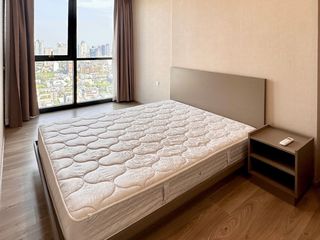 Condo en alquiler de 1 habitaciones en Khlong Toei, Bangkok