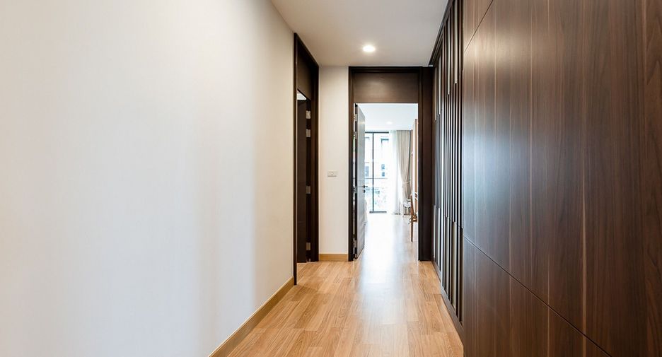 For rent 4 bedrooms condo in Suan Luang, Bangkok