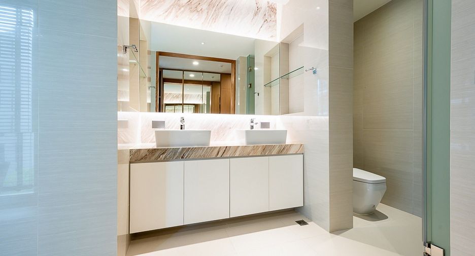 For rent 4 bedrooms condo in Suan Luang, Bangkok