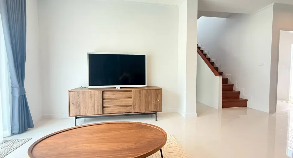 For rent 4 bedrooms house in Hang Dong, Chiang Mai