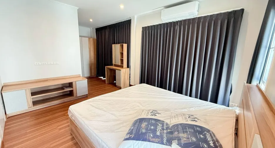 For rent 4 bedrooms house in Hang Dong, Chiang Mai