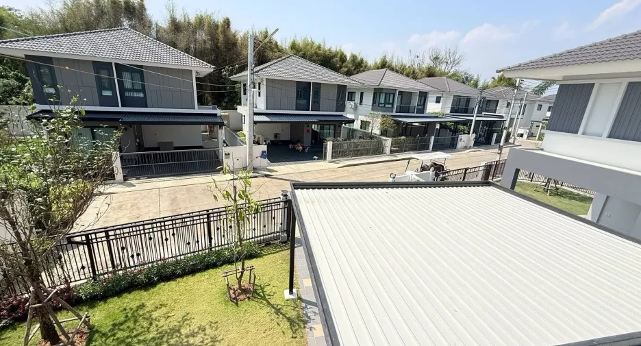 For rent 4 bedrooms house in Hang Dong, Chiang Mai