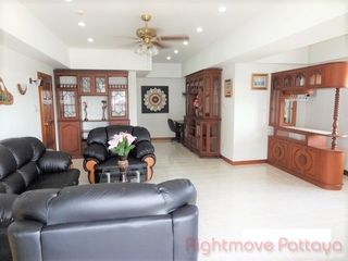 For rent 2 bedrooms condo in Bang Lamung, Chonburi
