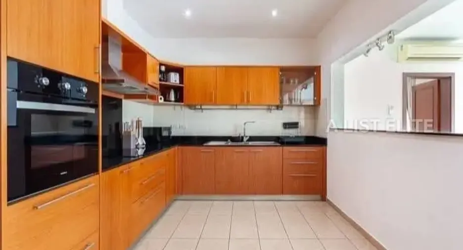 Haus zur Miete mit 4 Zimmer in Bang Lamung, Chonburi