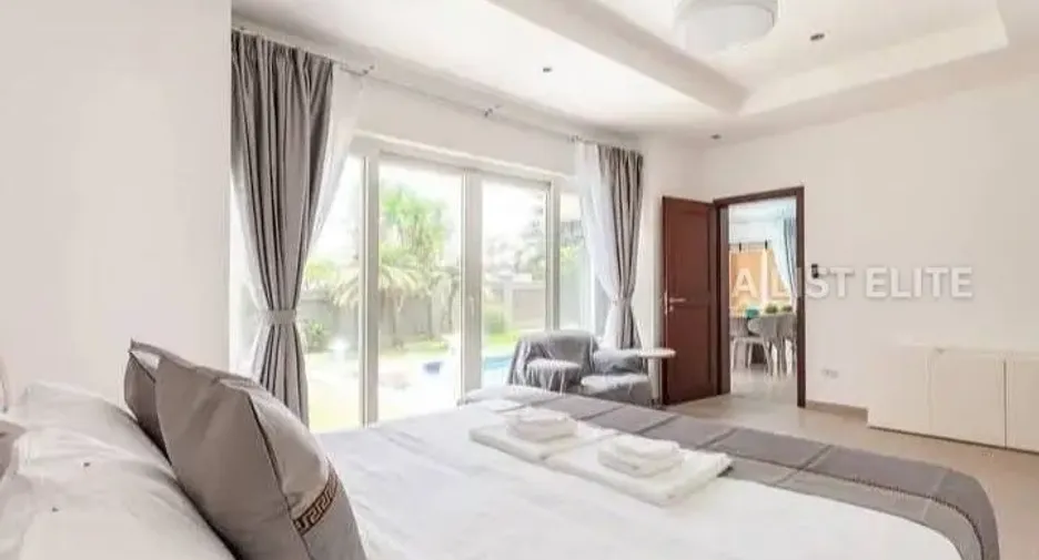 Haus zur Miete mit 4 Zimmer in Bang Lamung, Chonburi