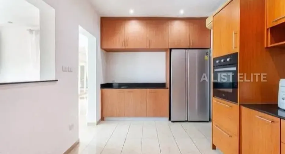 Haus zur Miete mit 4 Zimmer in Bang Lamung, Chonburi