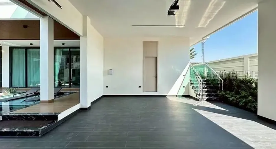 For sale 5 bedrooms house in Bang Lamung, Chonburi