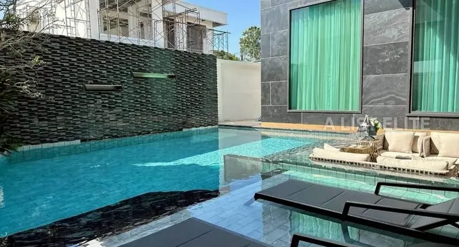 For sale 5 bedrooms house in Bang Lamung, Chonburi