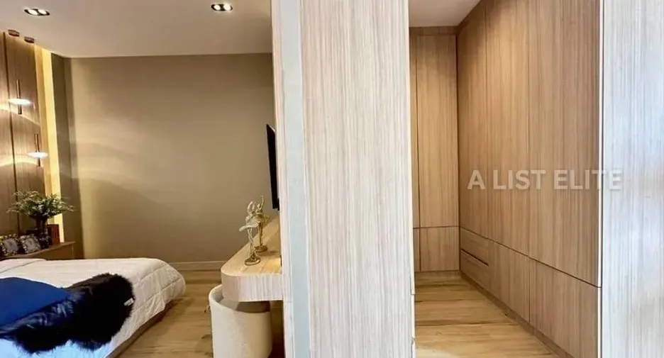 For sale 5 bedrooms house in Bang Lamung, Chonburi