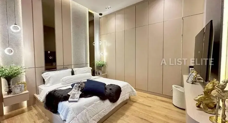 For sale 5 bedrooms house in Bang Lamung, Chonburi
