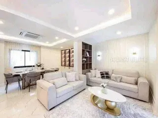 Haus zur Miete mit 5 Zimmer in Bang Lamung, Chonburi