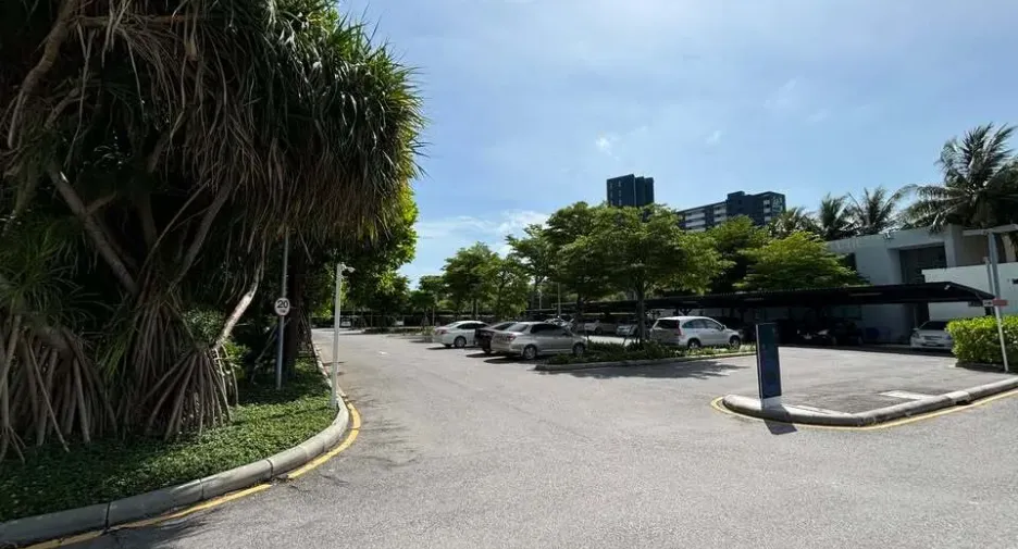 For sale 2 bedrooms condo in Cha Am, Phetchaburi