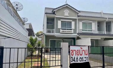 For sale 2 bedrooms townhouse in Phra Samut Chedi, Samut Prakan