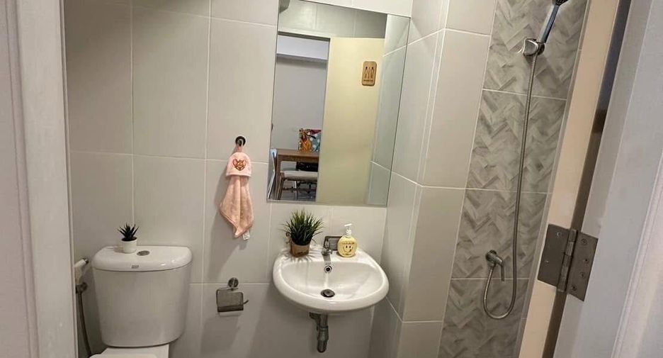 For sale 2 bedrooms townhouse in Sai Mai, Bangkok