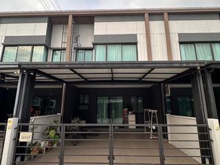 Reihenhaus zum Kauf mit 2 Zimmer in Sai Mai, Bangkok