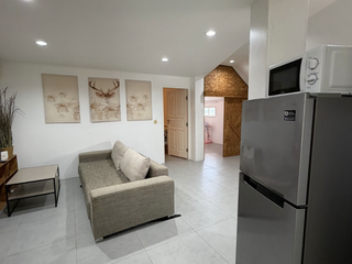 À louer 2 chambres appartement à Mueang Phuket, Phuket