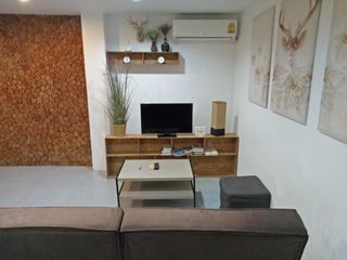 À louer 2 chambres appartement à Mueang Phuket, Phuket