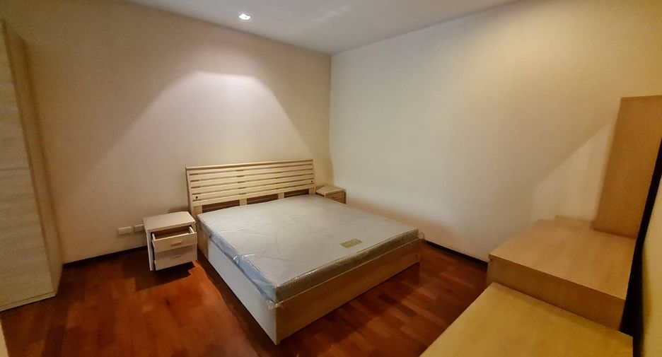For rent 2 ベッドルーム condo in Watthana, Bangkok
