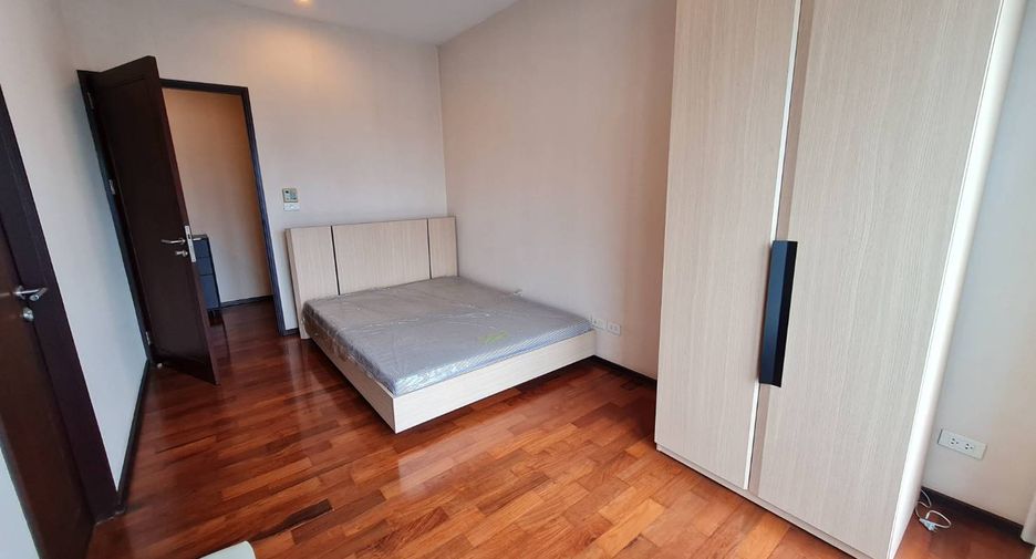 For rent 2 ベッドルーム condo in Watthana, Bangkok