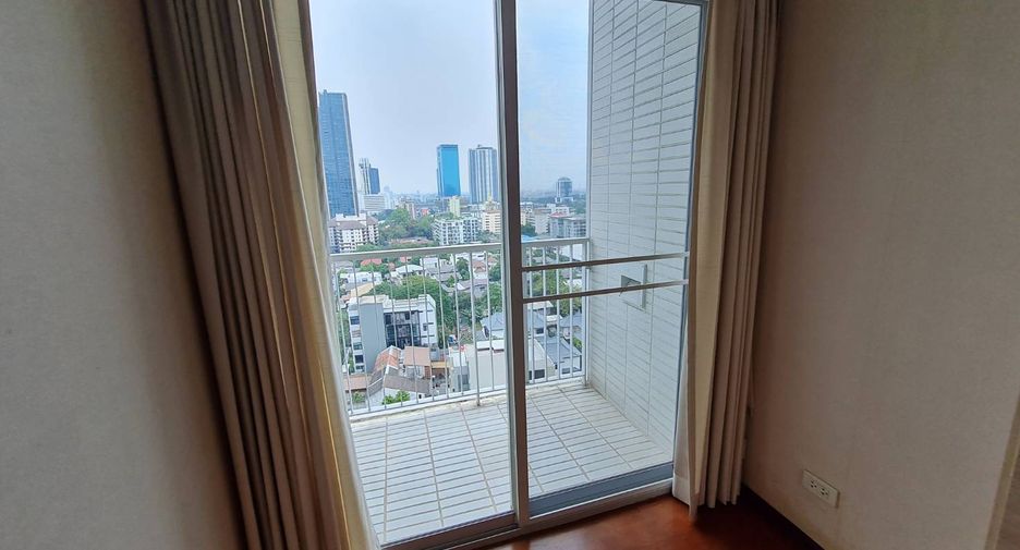 For rent 2 ベッドルーム condo in Watthana, Bangkok