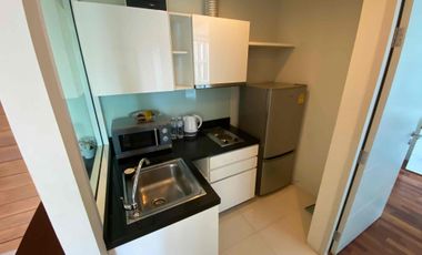 For rent 1 bed condo in Watthana, Bangkok