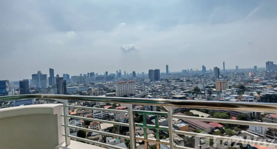 For rent 1 bed condo in Sathon, Bangkok