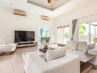 For Rent 4 Bedroom House In Bang Lamung, Chonburi