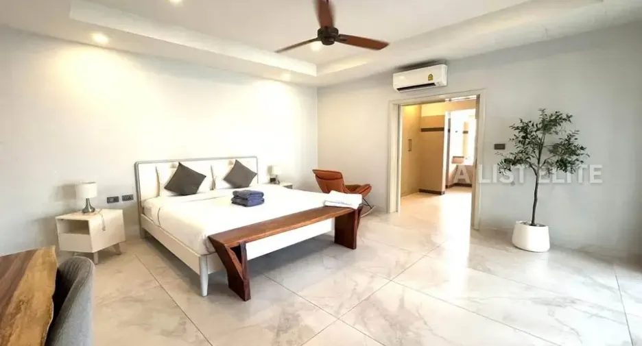 À louer 5 chambres maison à Bang Lamung, Chonburi