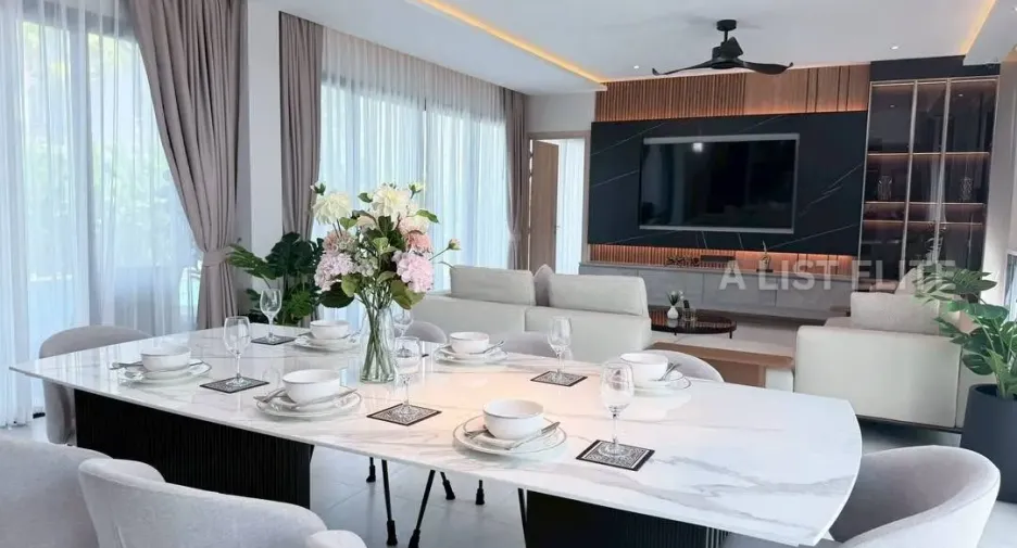 For rent 4 bedrooms house in Bang Lamung, Chonburi