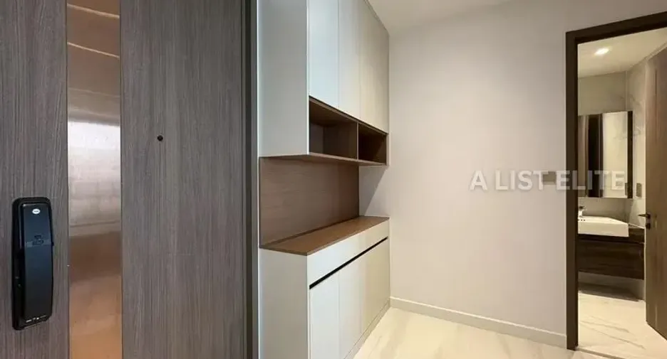 Condo en alquiler de 2 habitaciones en Sathon, Bangkok