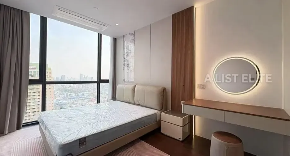 Condo en alquiler de 2 habitaciones en Sathon, Bangkok