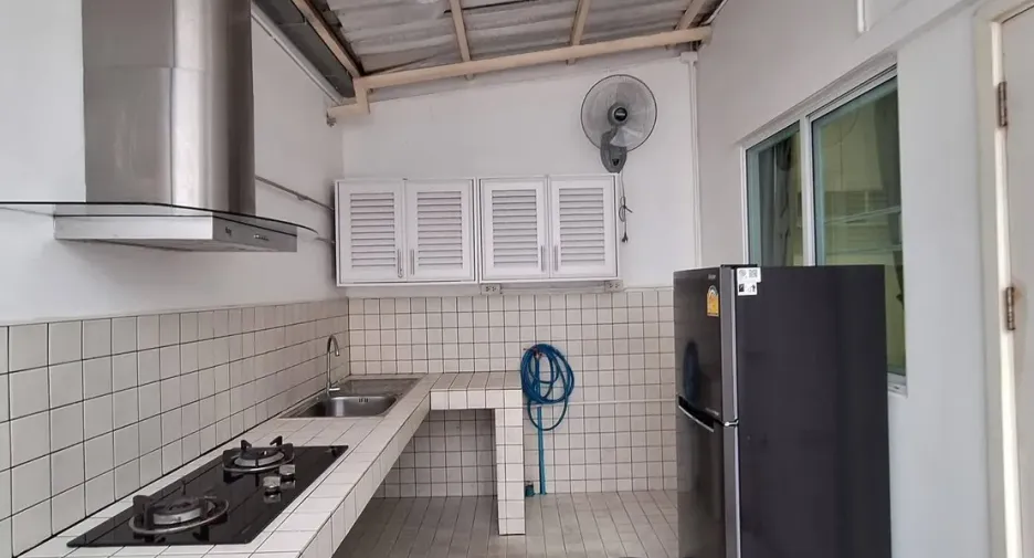 出租 3 卧室 联排别墅 在 Mueang Chiang Mai, Chiang Mai