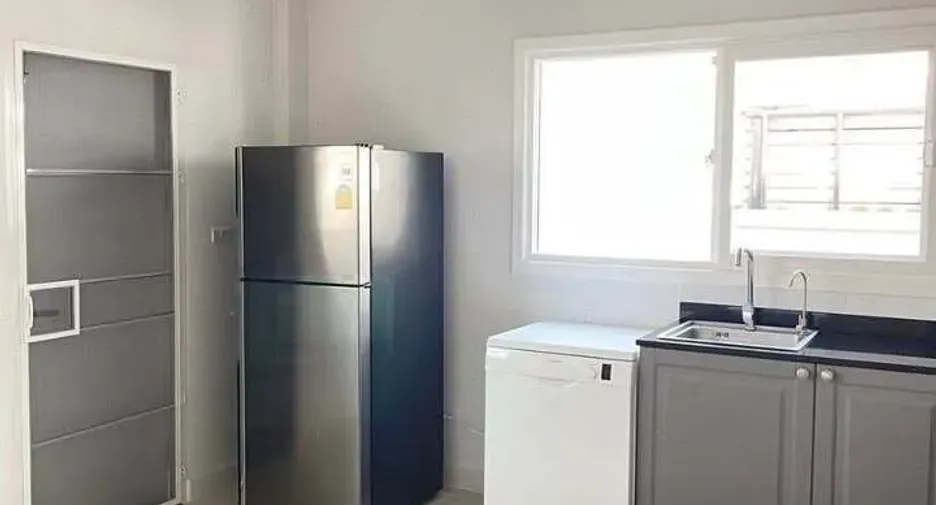 For sale 4 bedrooms house in Thalang, Phuket