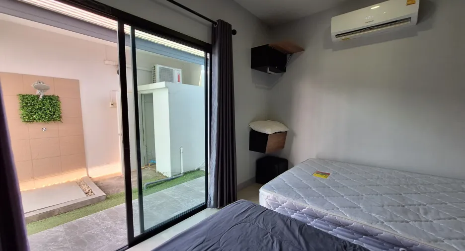 For rent 5 bedrooms villa in Hua Hin, Prachuap Khiri Khan