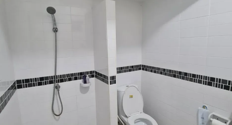 For rent 3 bedrooms townhouse in Pak Kret, Nonthaburi