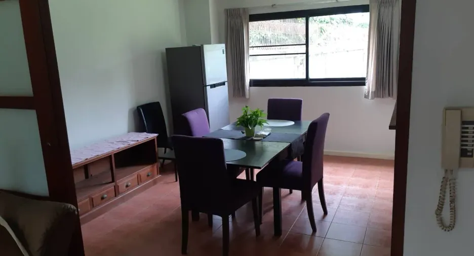 Casa en alquiler de 3 habitaciones en Chatuchak, Bangkok