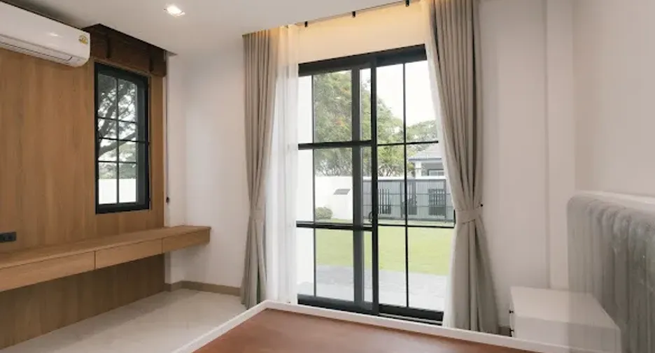 For sale 5 bedrooms house in San Sai, Chiang Mai