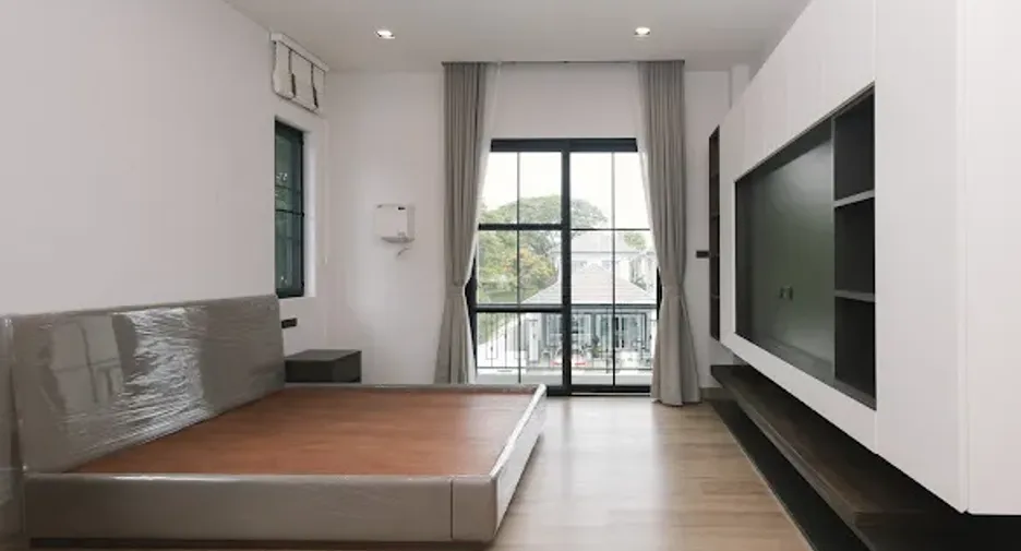 For sale 5 bedrooms house in San Sai, Chiang Mai